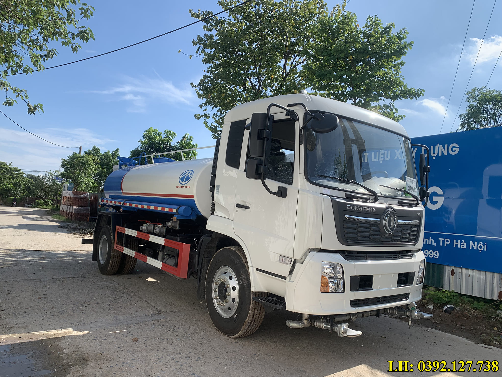 xe tưới nước rửa đường 9 khối