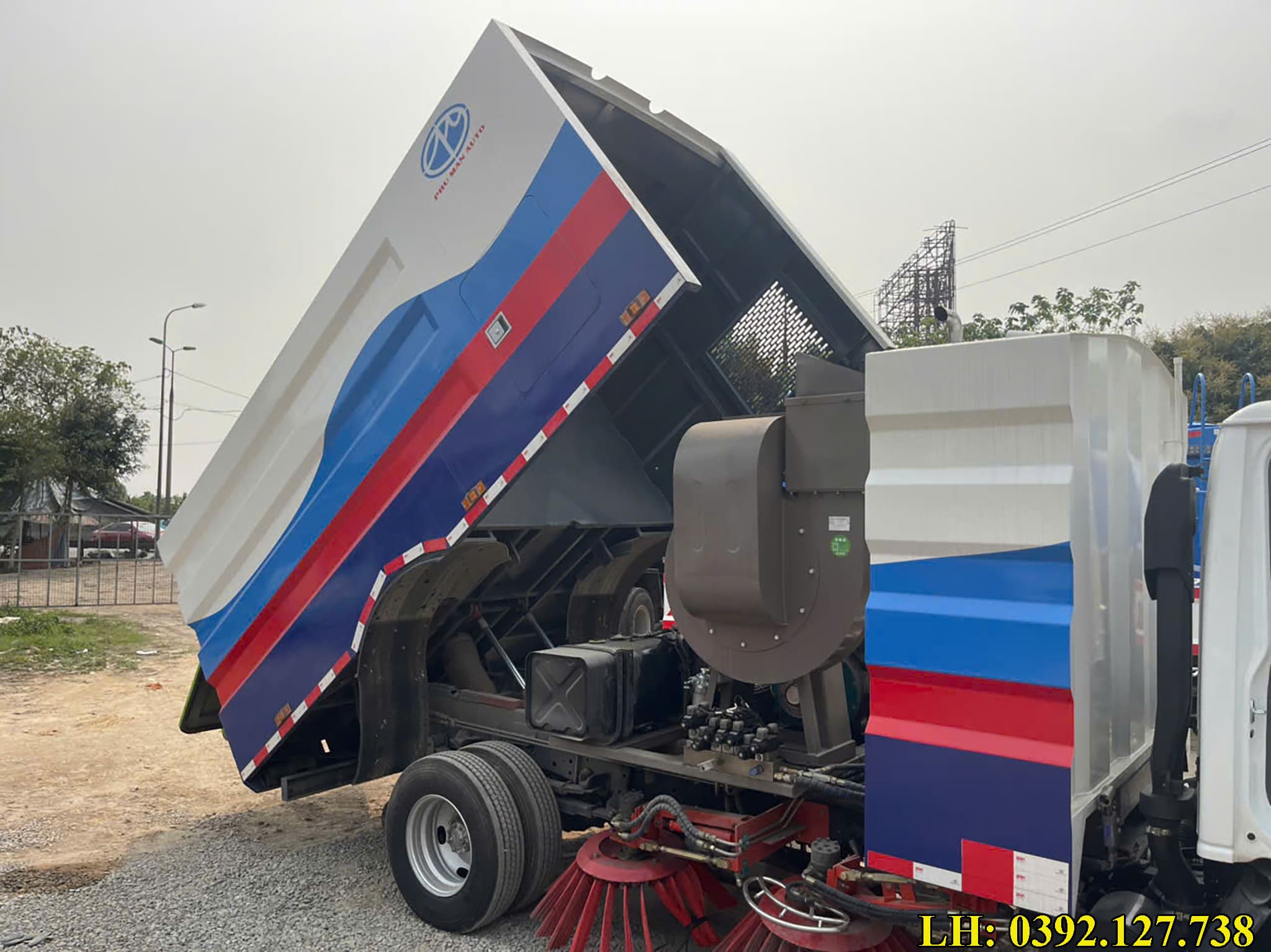 giá xe quét rác 5 khối ISUZU