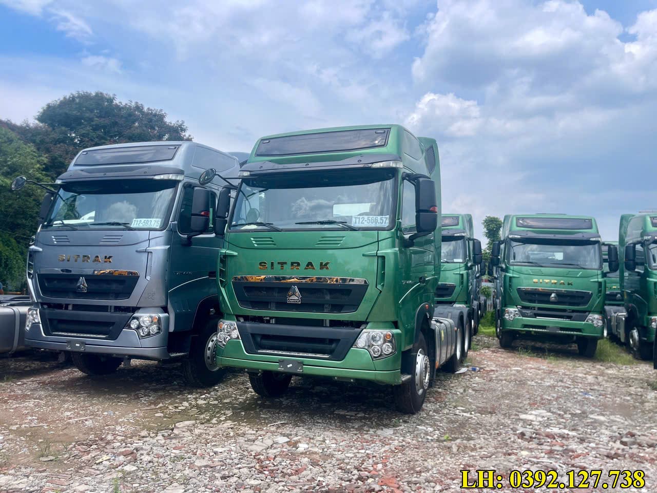 Giá xe đầu kéo Howo Sitrak