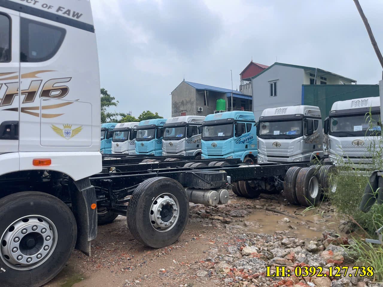 giá xe tải FAW 4 chân