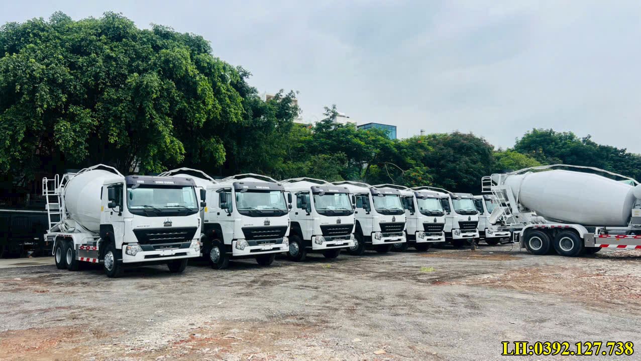 xe trộn bê tông 2 chân