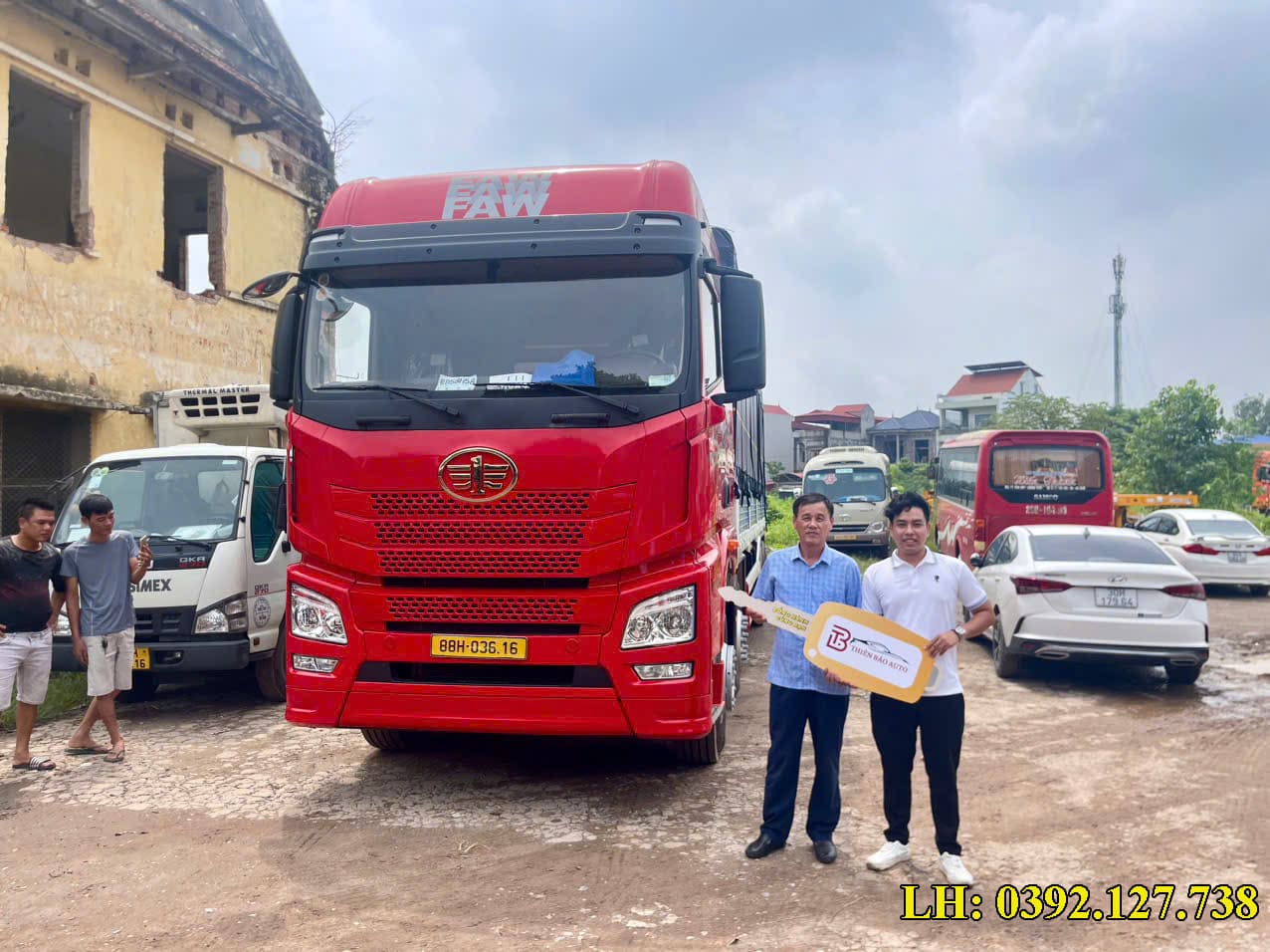 bàn giao xe tải faw 4 chân tại Đà Nẵng