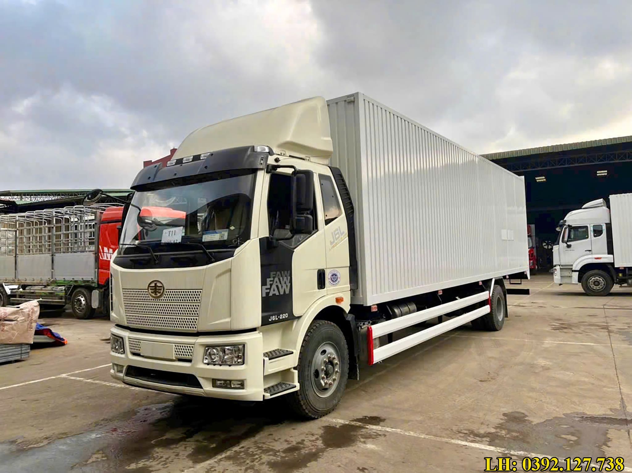 faw 8 tấn thùng kín tại hải phòng