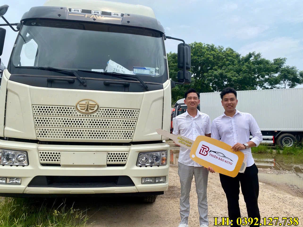 bàn giao xe tải faw